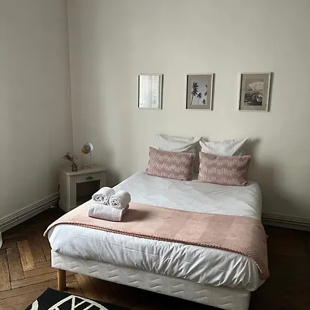 Apartment Doutre Terrasse- 2ch - 6 Personnes Angers