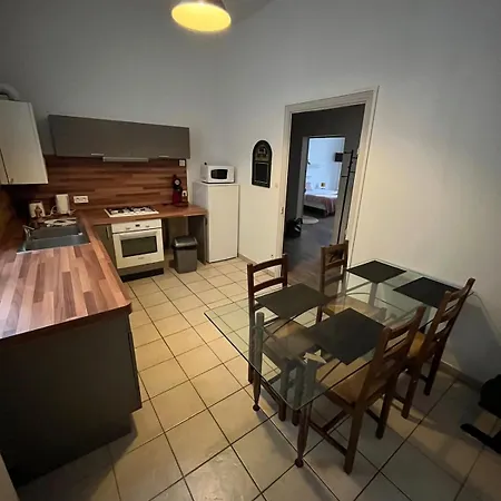 Doutre Terrasse- 2ch Appartement